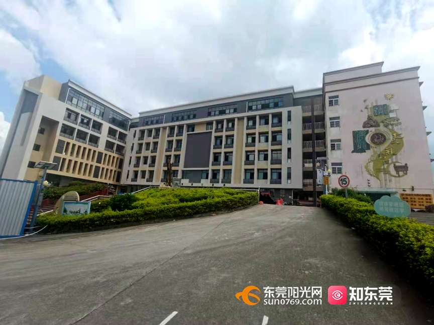 长龙小学扩建教学楼实景图.png