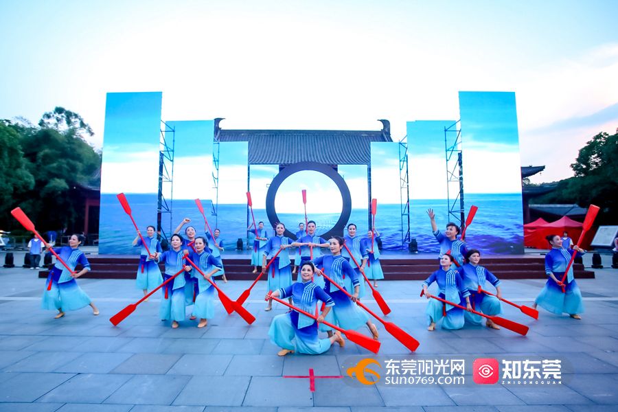 1695865528245688.jpg 东城岗贝联华老年大学舞蹈队《启航》.jpg