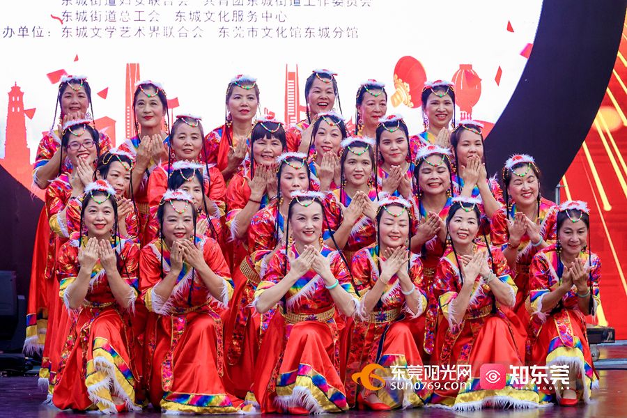 1695865541535064.jpg 广场舞9.jpg