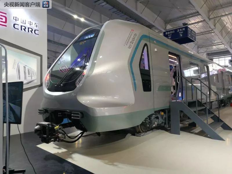 新一代地铁概念车亮相!全自动无人运行、车窗