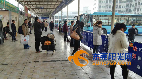 大朗:年后出现第二波返程客流小高峰_东莞