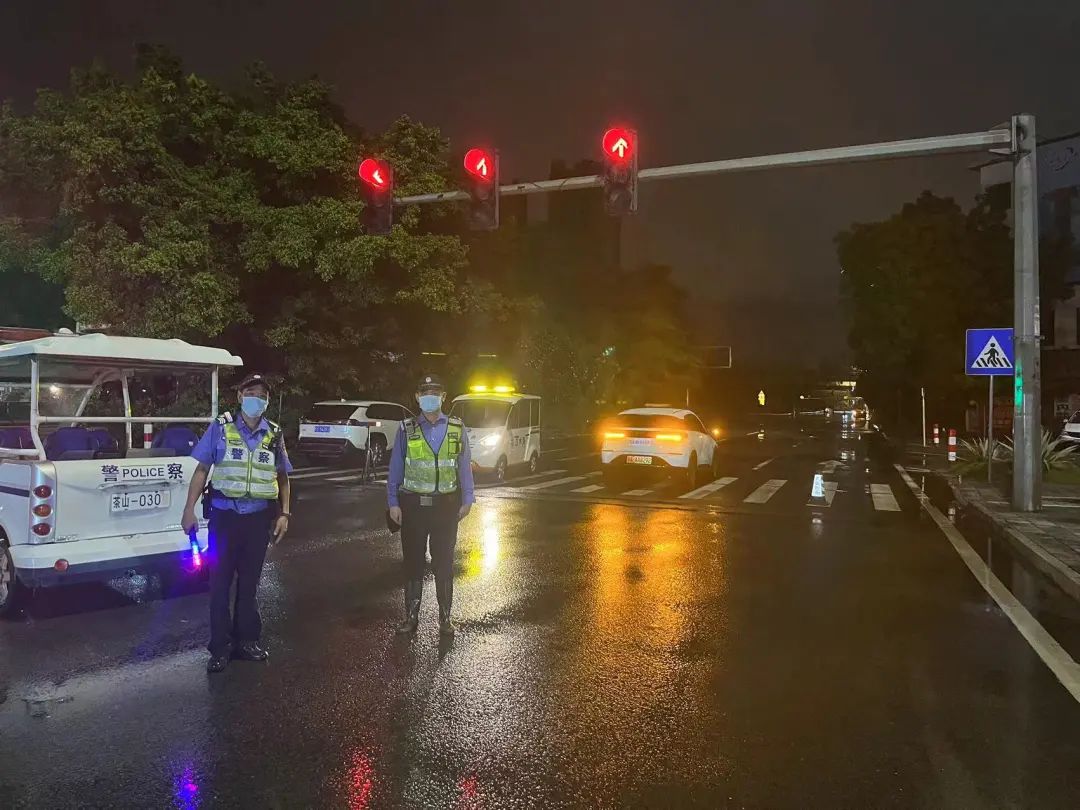 1684826800905864.jpg 640 (1).jpg