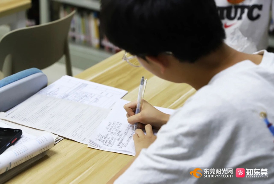 1693193096160375.jpg 202382891537.jpg