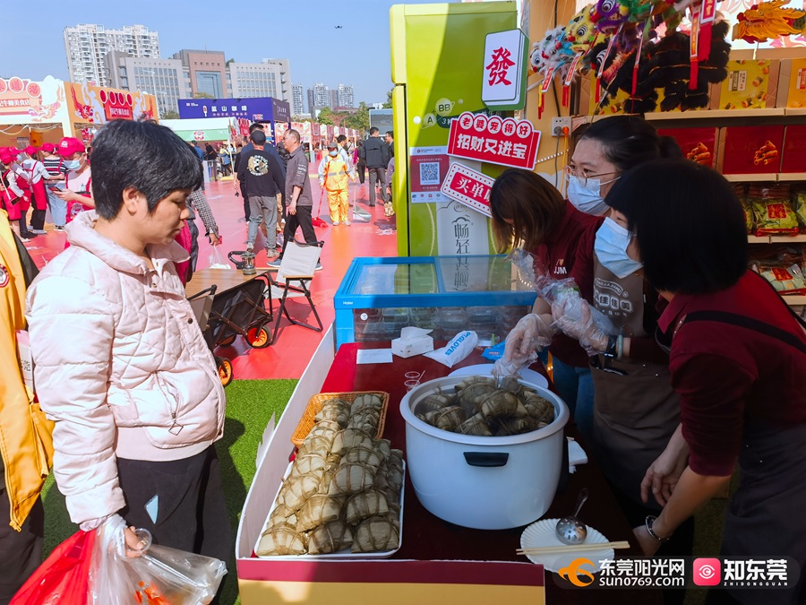 可吃、可玩、可逛购赏！第十一届中邦（道滘）美食文明完美体育官网节揭幕(图7)