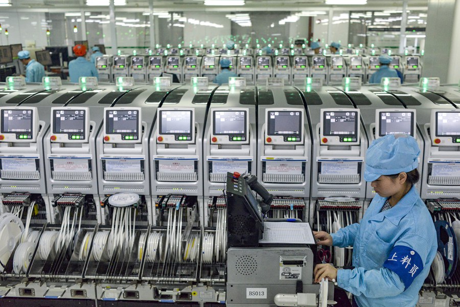 1724316341896757.jpg OPPO生产线_副本.jpg