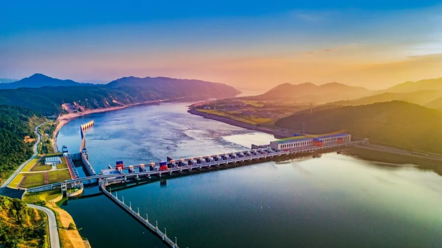 峡江 水利枢纽.jpg