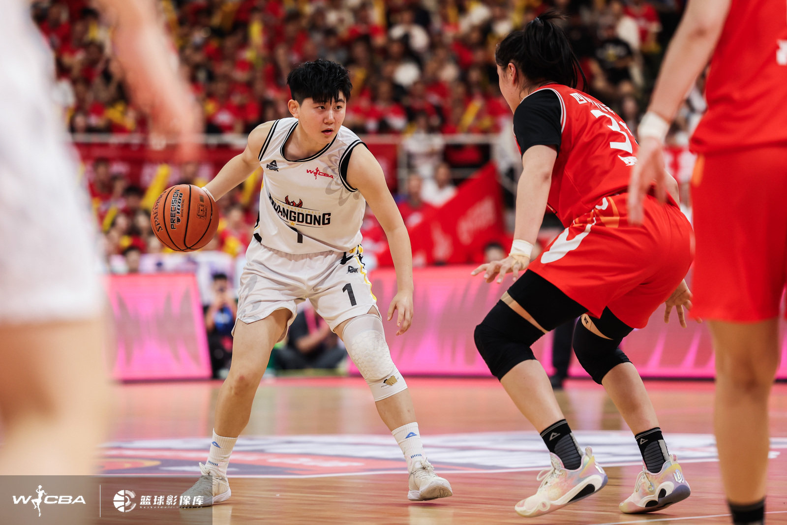 watermark_100126707_qAPY_1600.jpg