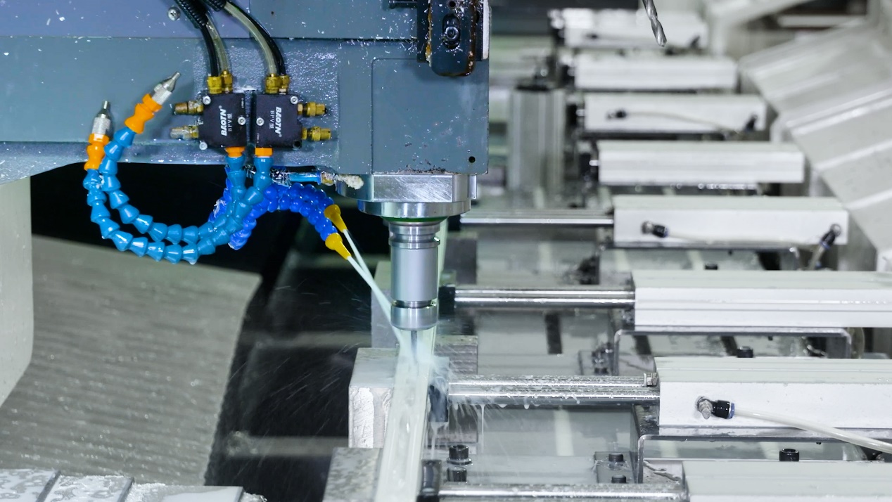 1751161285498232.jpg 怡合达车间场景.jpg