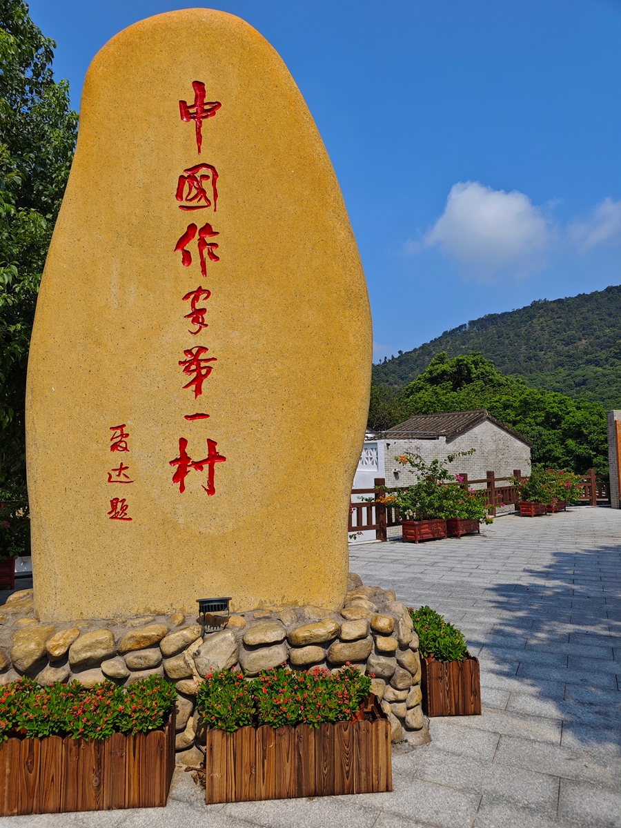 1751188764694810.jpg 1747393514920934.jpg