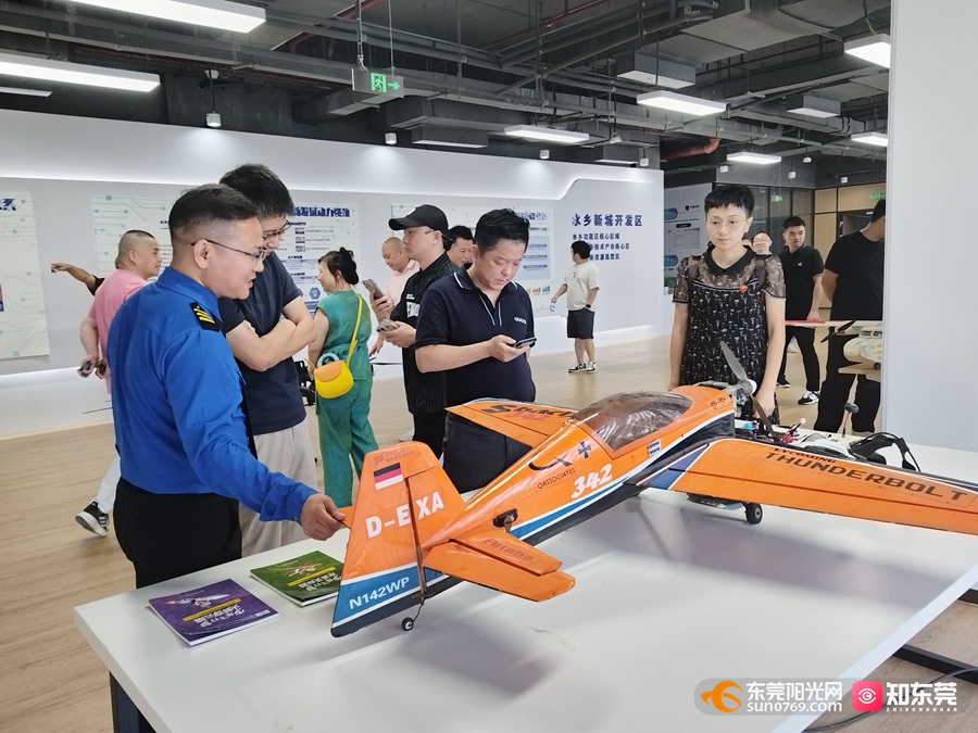 1753435602214661.jpg 9.jpg