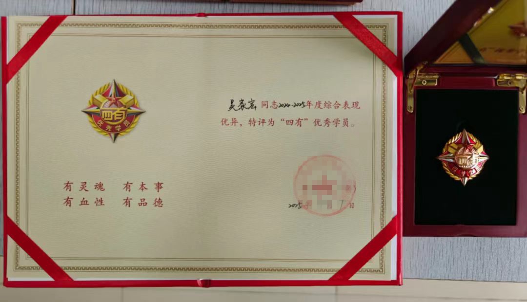 1754206072492672.jpg 231b769e91b5687d46b7abb2ebbbc7d.jpg