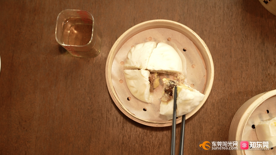 1755677326104751.jpg 4.jpg