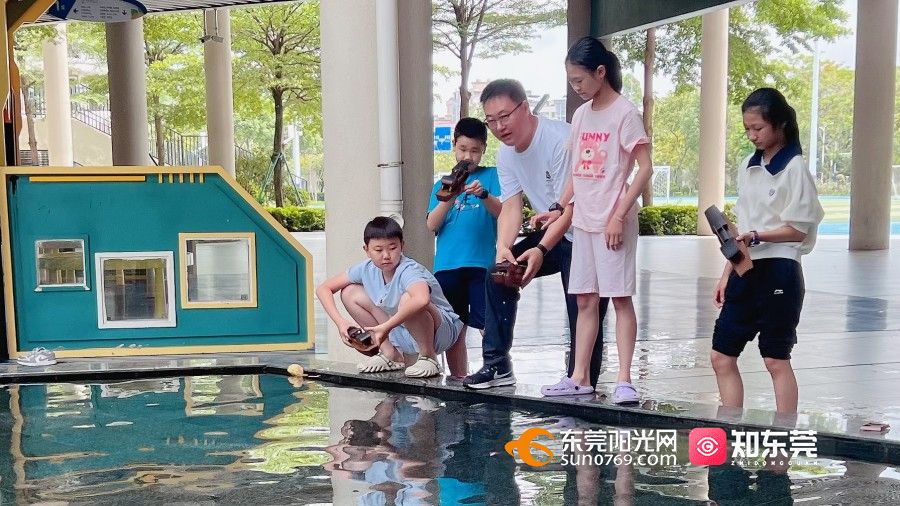 1756537715801169.jpg 老师指导.jpg