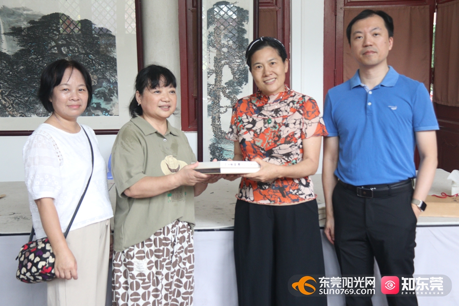 1756954920112532.jpg 3.jpg