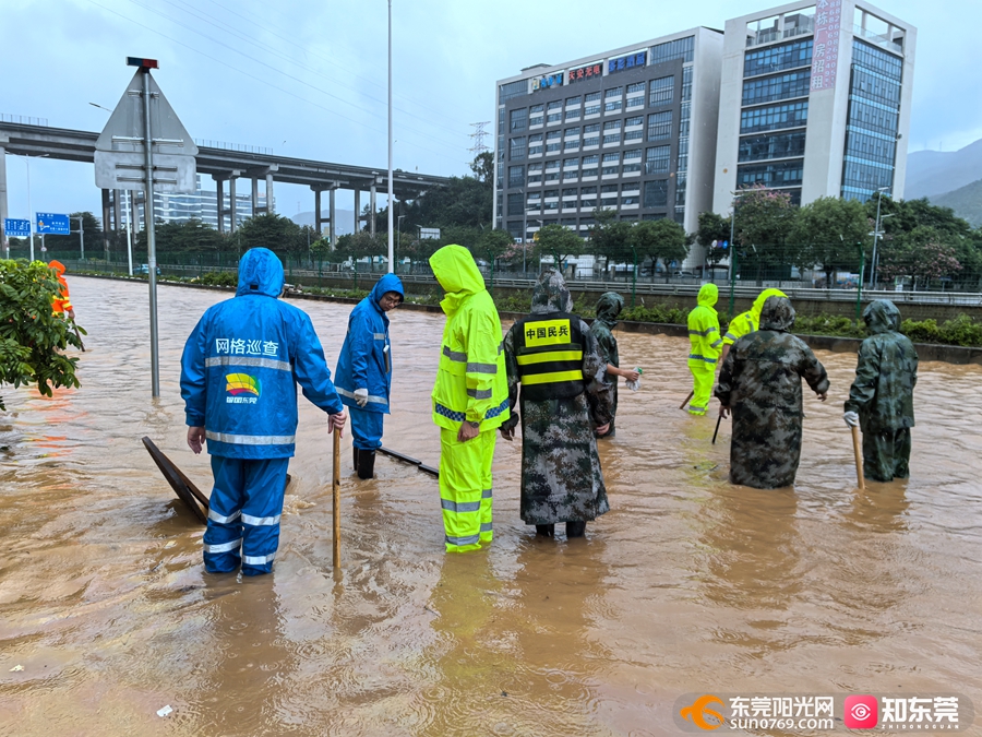 1758699068987636.jpg 7.jpg