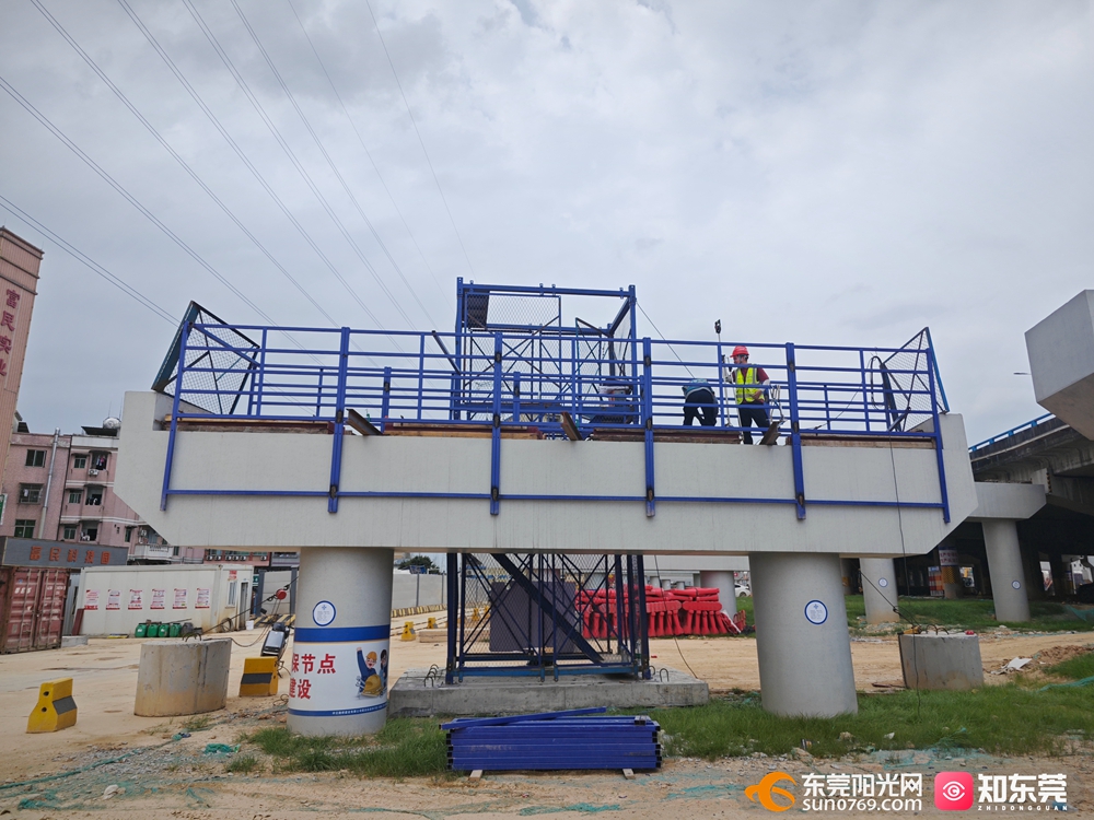 1759134221460953.jpg 盖梁支座垫石施工平台立面图.jpg