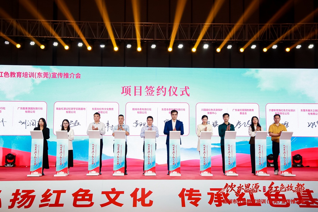 1762506951724257.jpg 114B5542.jpg