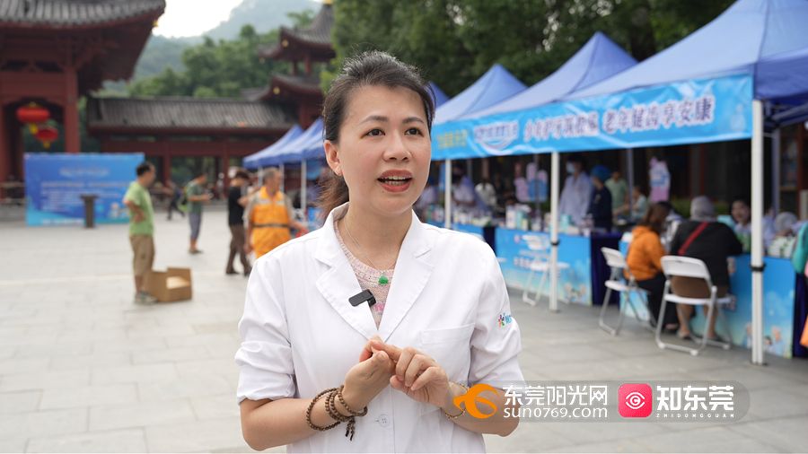 口腔医院院长吴悦龙.jpg