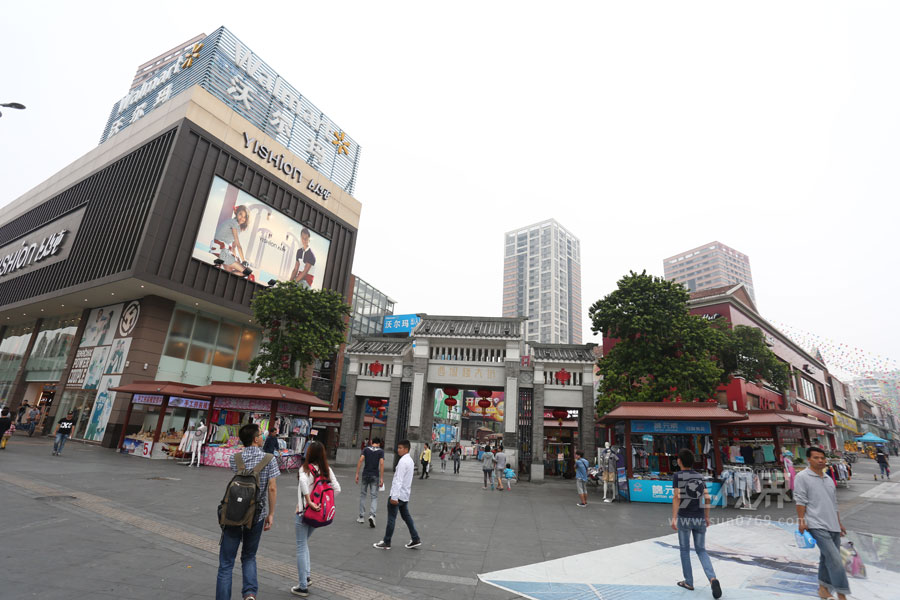 东莞石龙步行街图片
