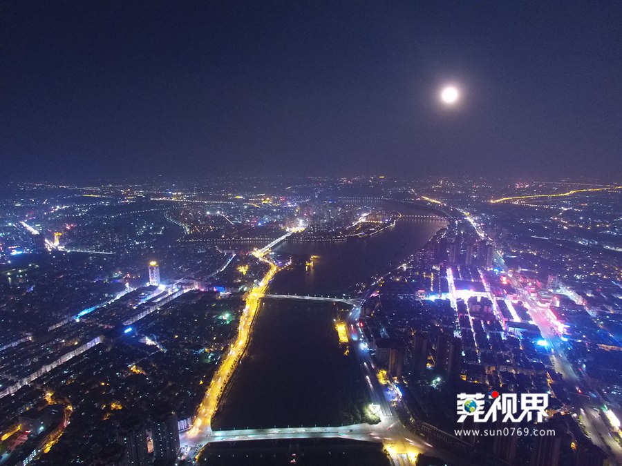 石龙镇夜景图片