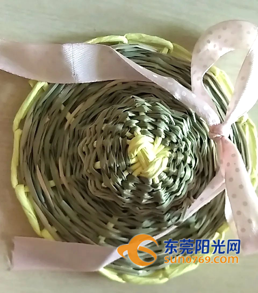 莞草小帽子成品.jpg