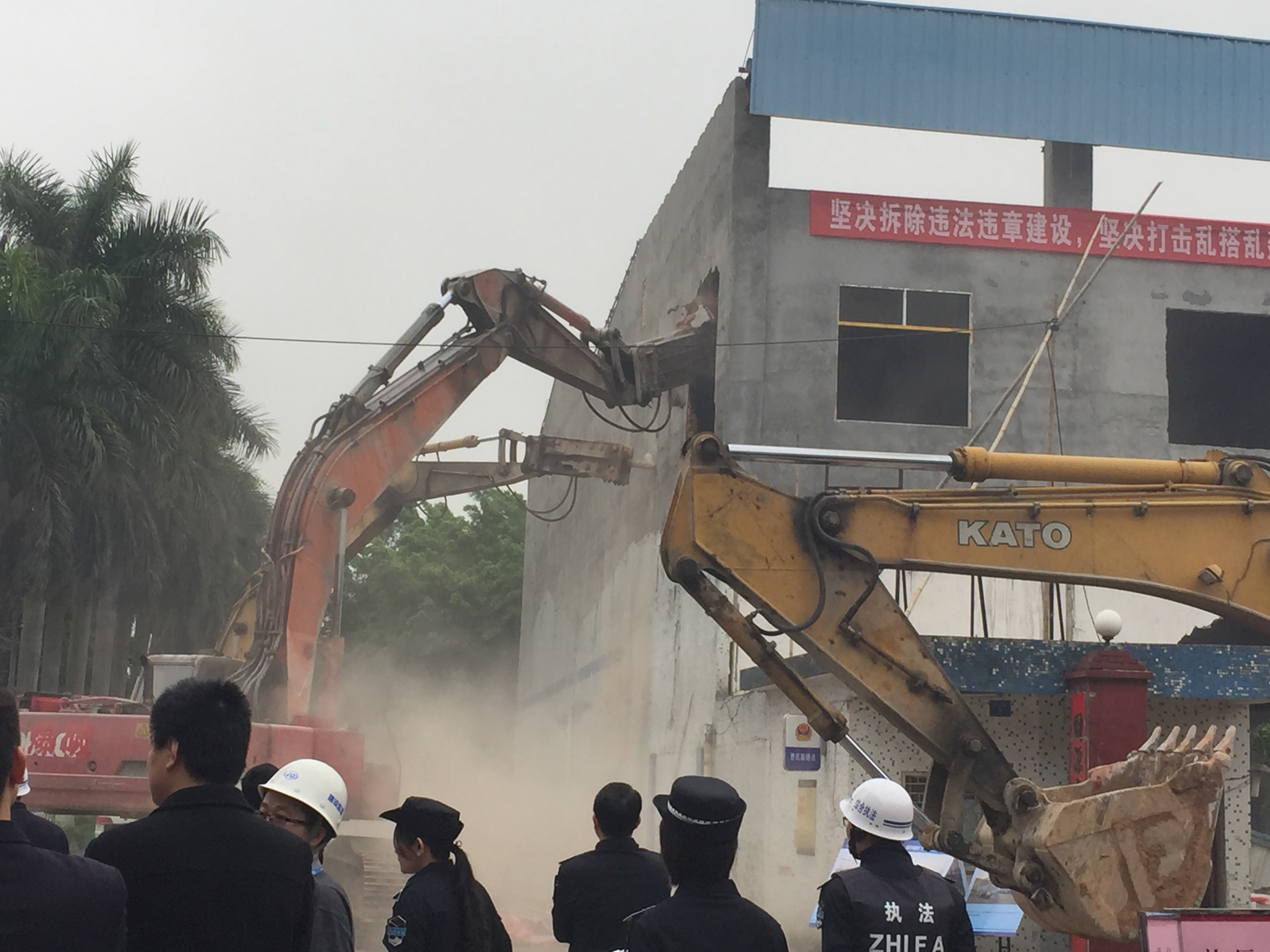 夏县胡张乡11家违法建筑被强制拆除-运城市规划和自然资源局网站