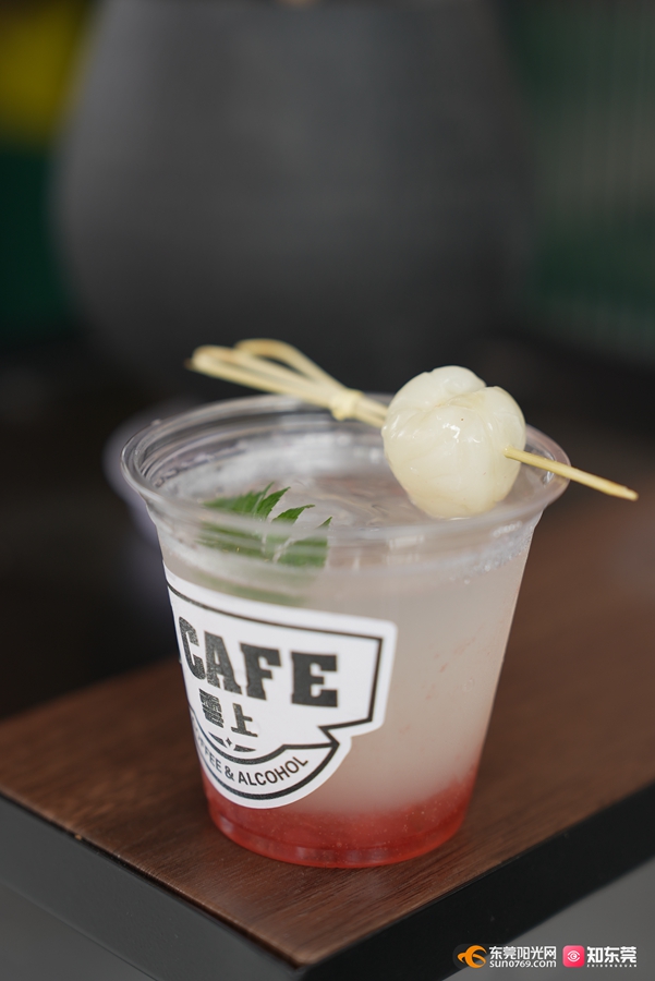 1747881357670077.jpg 02.jpg